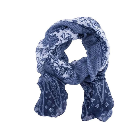 Keela Versatile Wrap Scarf With Insect Sheild Guard